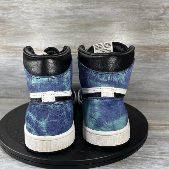 Nike Women's Air Jordan 1 Retro High OG Tie-Dye Sneakers Size 9 - Picture 4 of 8
